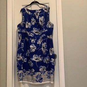 Beautiful sleeveless dress